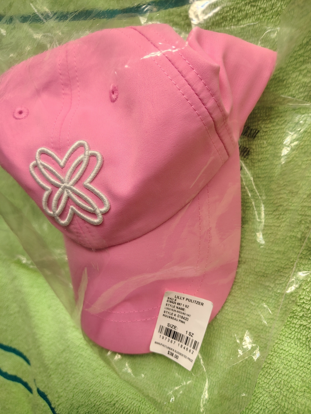 Lilly Pulitzer Run Around Hat - Picture 2 of 3